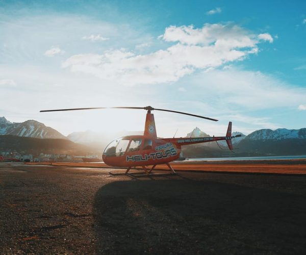 Emerald Lagoon Helicopter seeing – Tierra del Fuego, Argentina