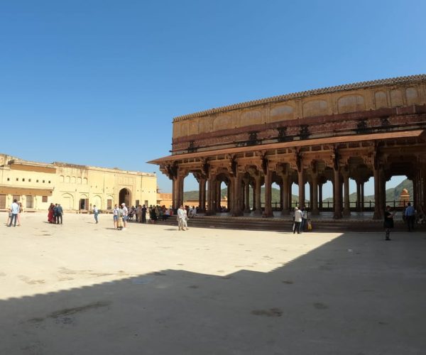 From Delhi: Jaipur Day Trip by Private Car with hotel pickup – Rajasthan, India