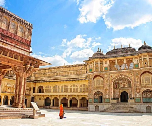 From Delhi: Jaipur Sightseeing Tour with Hotel Pickup – Rajasthan, India