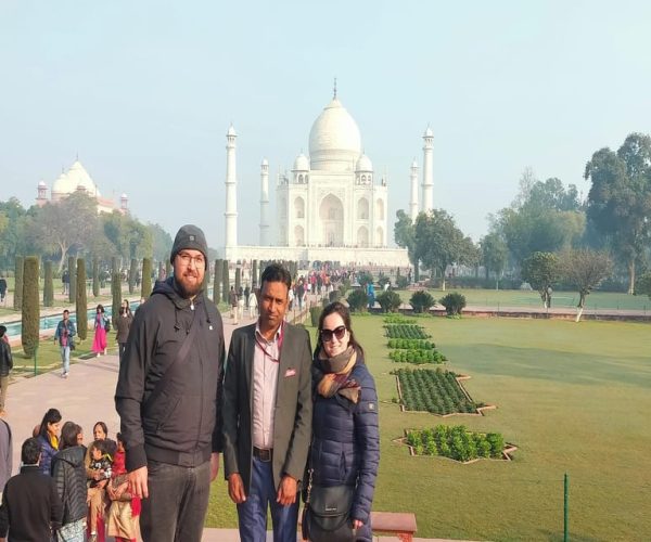 From Mumbai: Private Taj Mahal & Agra Tour with Hotel – Uttar Pradesh, India