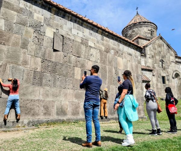 From Tbilisi: Armenia Day Tour and Lunch with a Local Family – Lori, Armenia