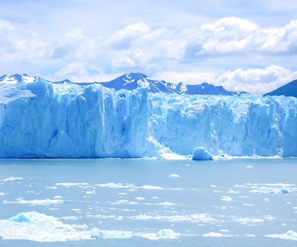 Glaciers Gourmet Experience: Full-Day Cruise with Lunch – Santa Cruz, Argentina