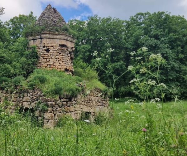 Kaptavank, Ghuzan Stone, and Tavsuh Resevoir: Off Road Tour – Tavush, Armenia