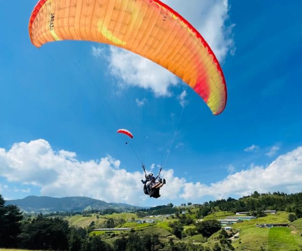 Paragliding in Medellín: Free GoPro service. – Medellín, Colombia