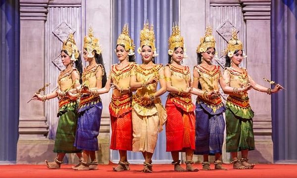 Siem Reap: Apsara Dinner Show with Hotel Transfer – Siem Reap Province, Cambodia