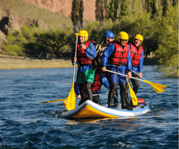 Stand Up Rafting Expedition on the Limay River – Rio Negro, Argentina