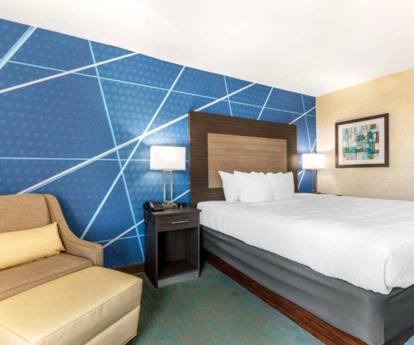 Comfort Inn Dallas North Love Field Airport – Dallas, Texas