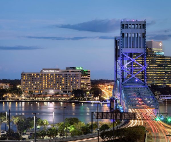 DoubleTree by Hilton Hotel Jacksonville Riverfront – Jacksonville, Florida