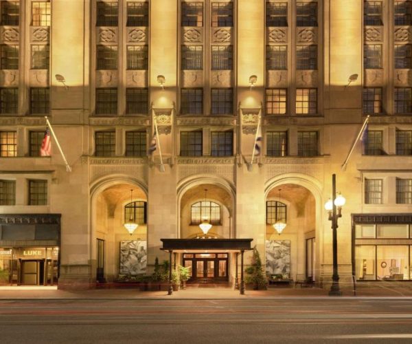 Hilton New Orleans / St. Charles Avenue – New Orleans, Louisiana