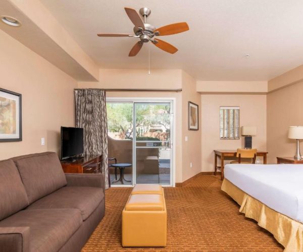 Hilton Vacation Club Scottsdale Villa Mirage – Scottsdale, Arizona