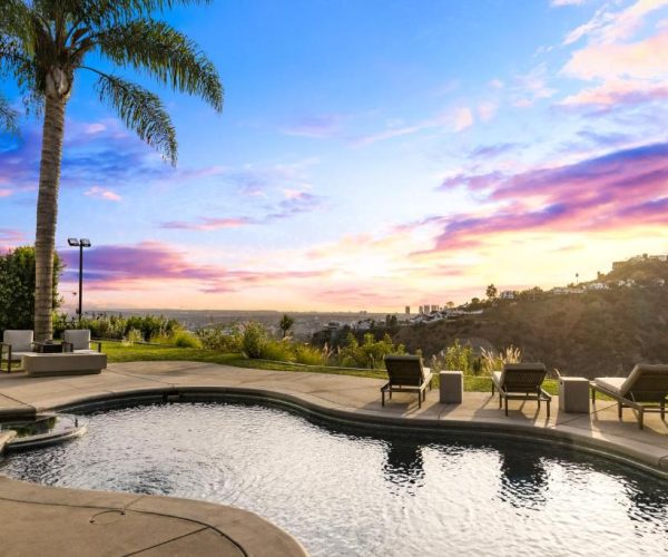 Hollywood Hills Luxury Modern Home with Pool & Sunset views – Los Angeles, California