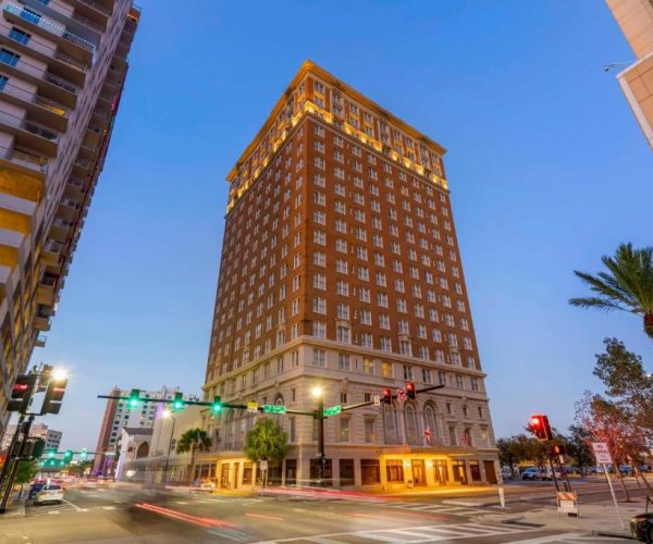 Hotel Flor Tampa Downtown, Tapestry Collection by Hilton – Tampa, Florida