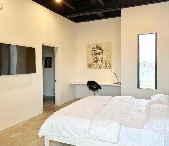 Left Frame Lofts 410, Where luxury meets history – Oklahoma City, Oklahoma