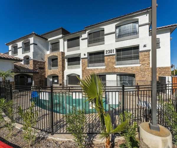 Metro Tempe Apartments – Tempe, Arizona