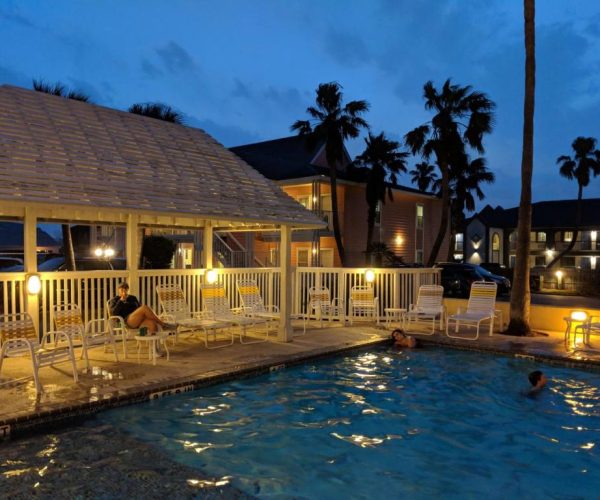 Seashell Village Resort near the beach with kitchens – Port Aransas, Texas