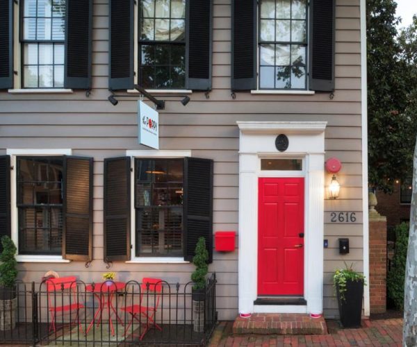 The Poppy Georgetown Guesthouse and Gardens – Washington DC