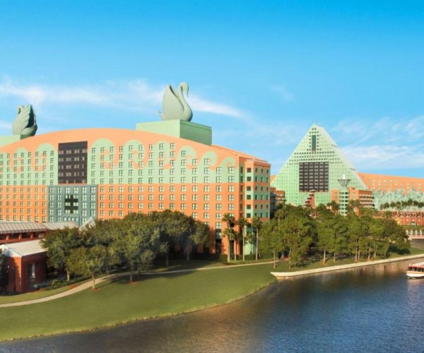 Walt Disney World Swan – Orlando, Florida