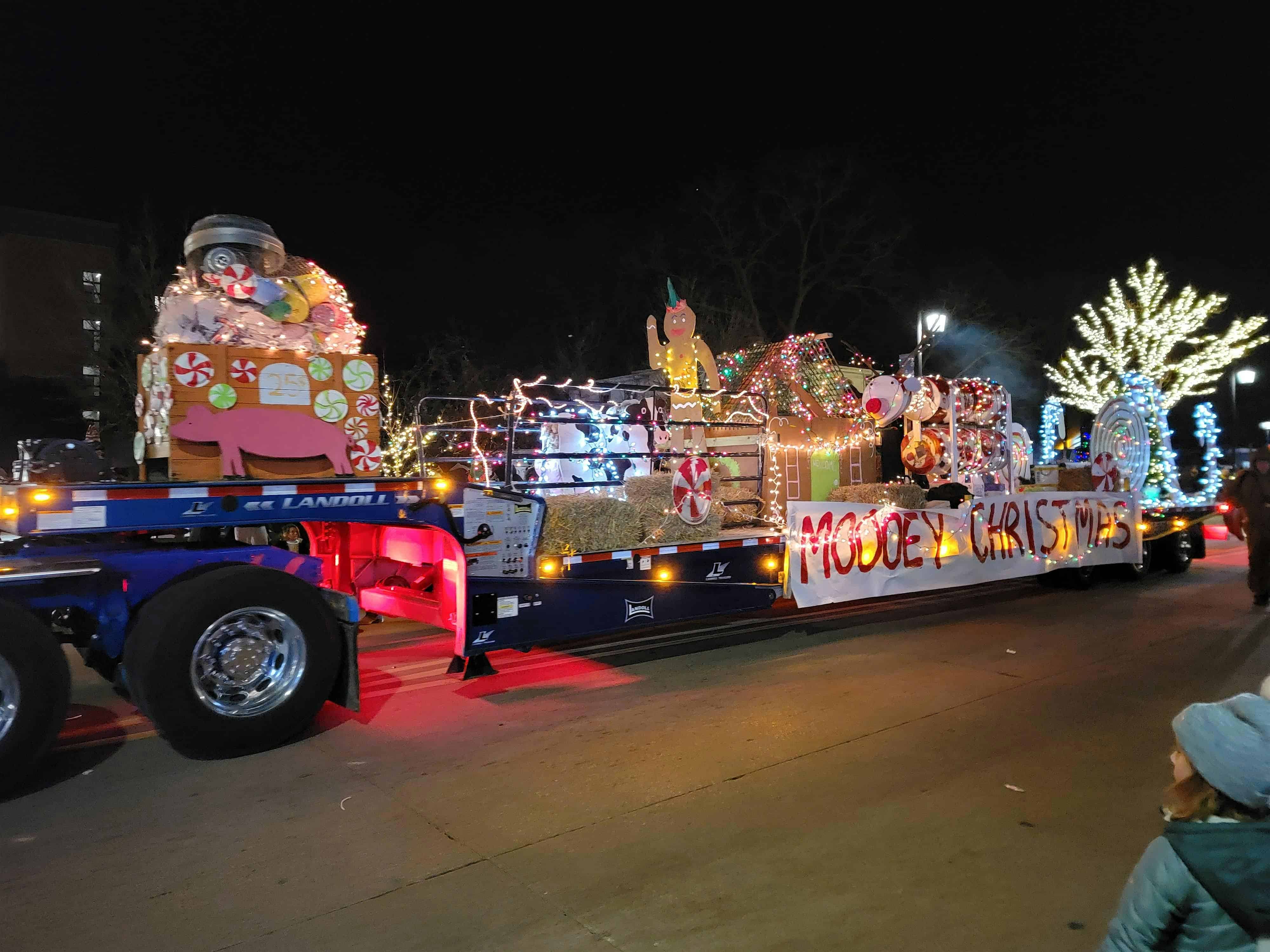 “I’ll Be Home For Christmas” Oconomowoc Christmas Parade – Oconomowoc, WI