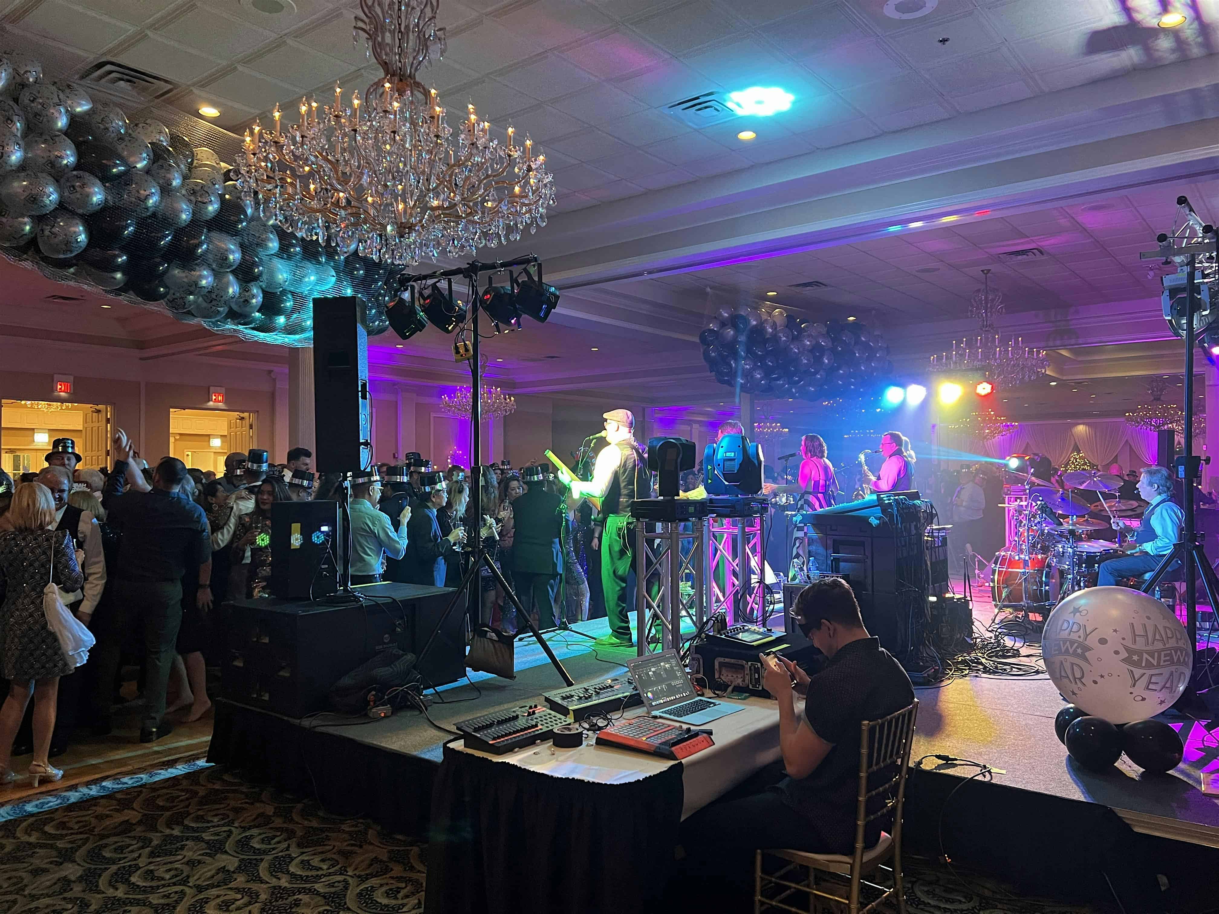 New Years Eve at the Abbington – Glen Ellyn, IL