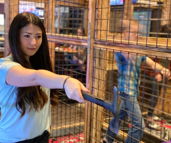 (18+) Reno: Private 30-Minute Axe Throwing Experience Ticket – Reno, Nevada