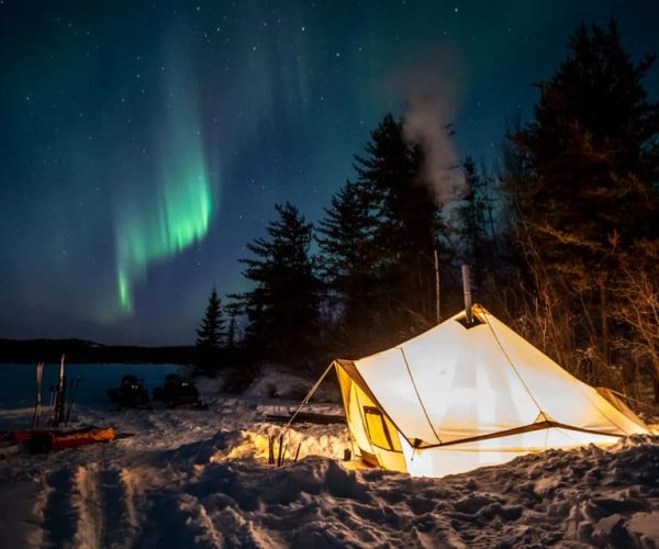 2-Day Winter Camping with Northern Lights RV-Motorhome Tour – Ontario, Canada