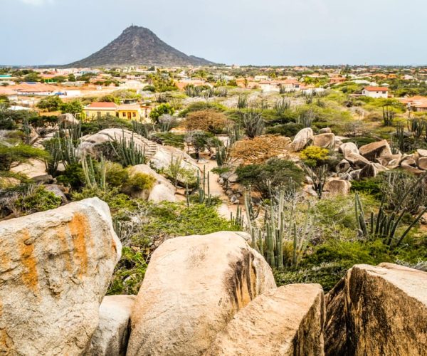 Aruba: 5.5-Hour Guided Island Sightseeing Tour – Aruba Region, Aruba