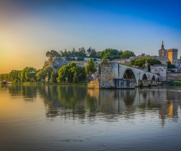 Avignon City of Popes & Wine Tasting Private Full Day Tour – Provence-Alpes-Côte d’Azur, France