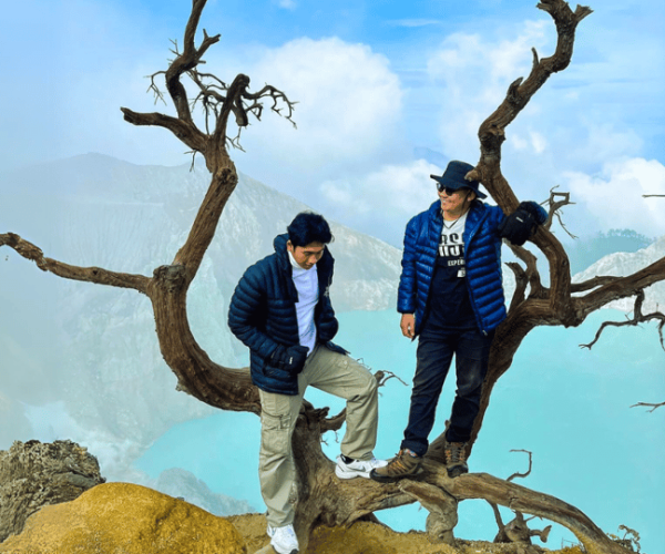 Banyuwangi: Kawah Ijen Adventure Hike with Blue Fire – Java, Indonesia