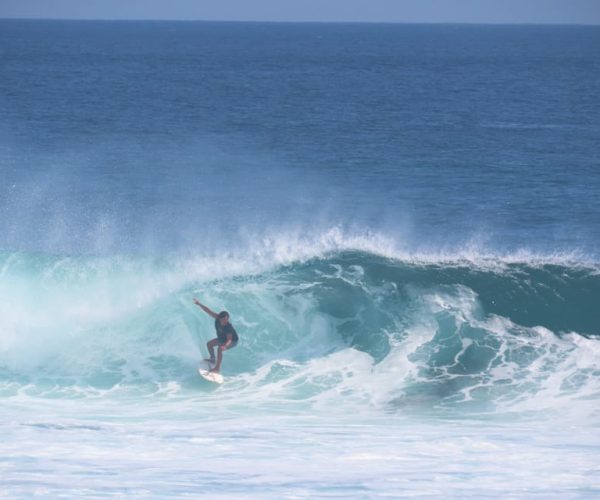 Best Surf Lesson around Uluwatu – Bali, Indonesia