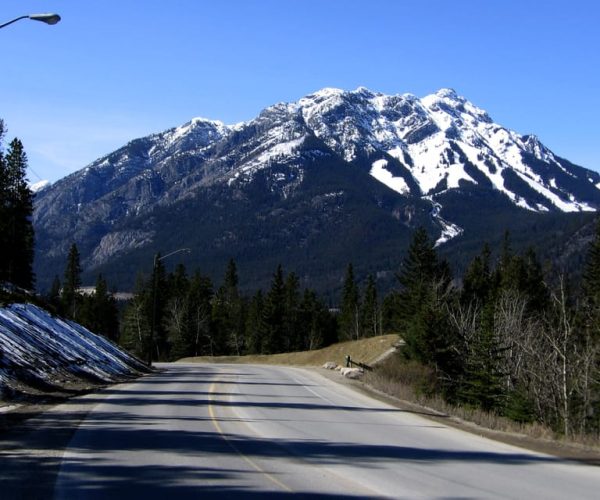 Between Banff & Calgary: a Smartphone Audio Driving Tour – Alberta, Canada