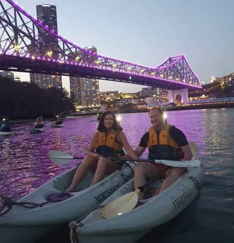 Brisbane: Illuminated River Night Kayak Tour – Queensland, Australia