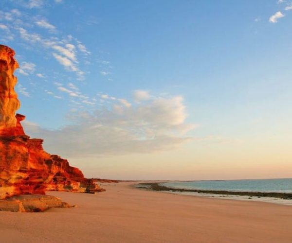 Broome: Dampier Peninsula Tour with Return Flight Option – Queensland, Australia