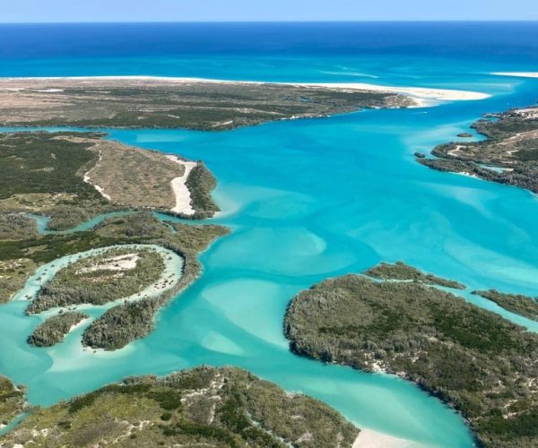 Broome: Helicopter Flight and Willie Creek Pearl Farm Tour – Western Australia, Australia