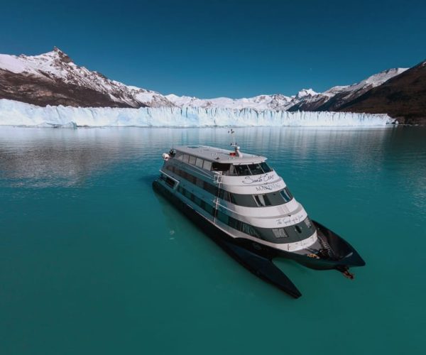 Calafate – Los Glaciares NP: 1-night Santa Cruz cruise-ship experience – Santa Cruz Province, Argentina