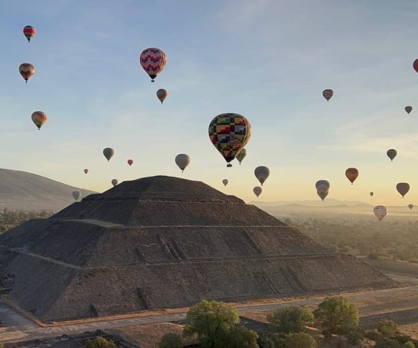 Cdmx Teotihuacan:Balloon Flight + Breakfast + Transportation – State of Mexico, Mexico