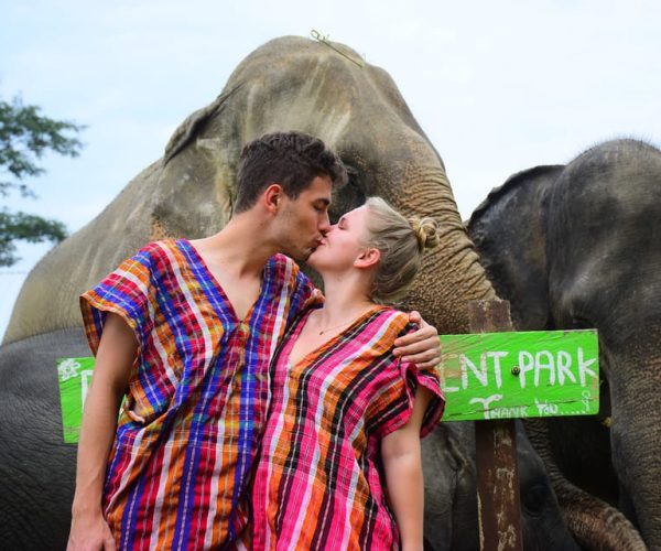 Chiang Mai: Private Elephant Care Experience for Couples – Chiang Mai Province, Thailand