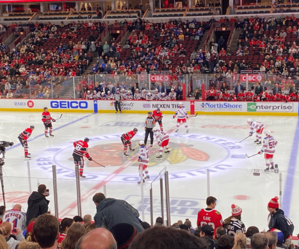 Chicago: Chicago Blackhawks NHL Game Ticket at United Center – Chicago, Illinois