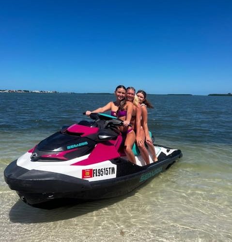 Clearwater: Dolphin Jet Ski Tour – 1 SKI FOR UP TO 3 PEOPLE – Clearwater, Florida