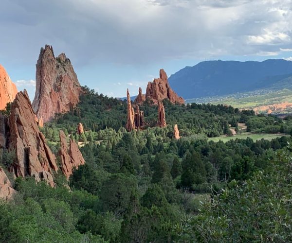 Colorado Springs: Garden of the Gods Luxury Jeep Tour – Colorado Springs, Colorado