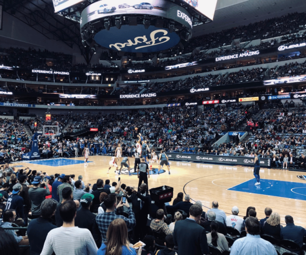 Dallas: Dallas Mavericks Basketball Game Ticket – Dallas, Texas