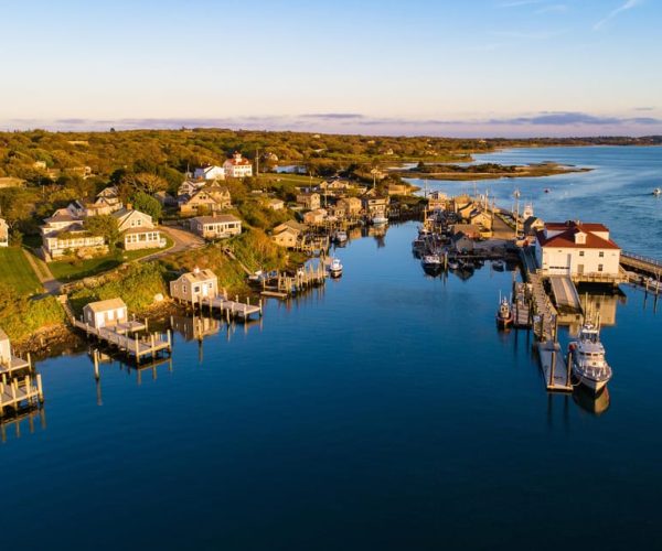 Experience Martha’s Vineyard: A Coastal Scenic Drive – Massachusetts, United States