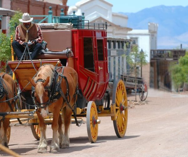 Friday: Tombstone & Bisbee; 9h Tour bus from Tucson – Tombstone, Arizona