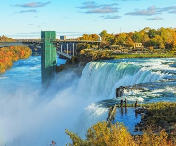 From Burlington: Custom Guided Day Trip to Niagara Falls – Ontario, Canada