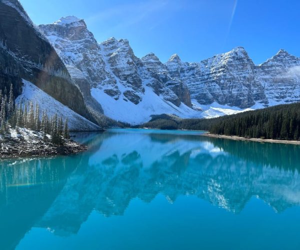 From Canmore: Moraine Lake and Lake Louise Tour – Alberta, Canada