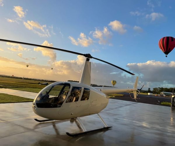 From Cessnock: Private Helicopter Flight & Dining Experience – New South Wales, Australia