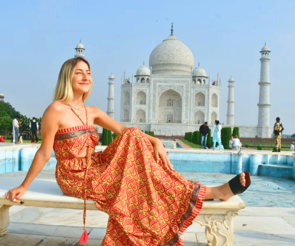 From Delhi: Sunrise Taj Mahal & Agra Private Day Tour by Car – Uttar Pradesh, India