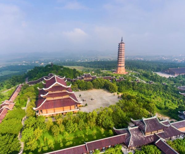 From Hanoi: Bai Dinh Pagoda and Trang An Boat Tour – Dong Bac, Vietnam