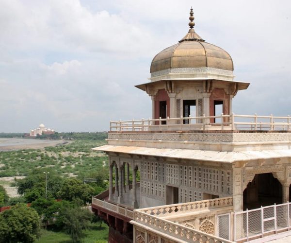 From Jaipur: Private Tour Taj Mahal and Agra Fort – Rajasthan, India