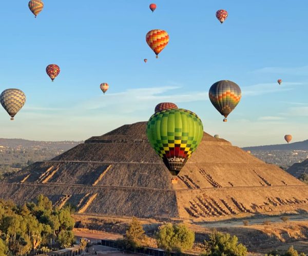 From Mexico City: Teotihuacan Air Balloon Flight & Breakfast – State of Mexico, Mexico