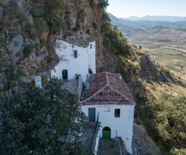 From Saranda: Half-Day Heritage Mosque Tour with Guide – Vlorë County, Albania